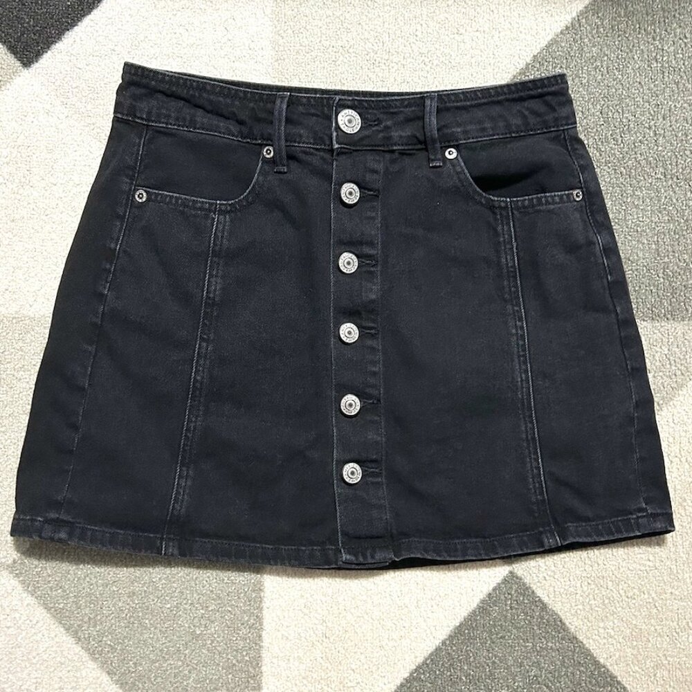 American‎ Eagle Black Washed Jean Mini Skirt Women's Size 4